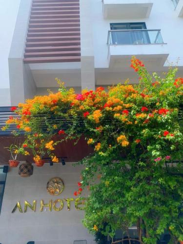 Gallery image of An Hotel in Làng La Vang Tả