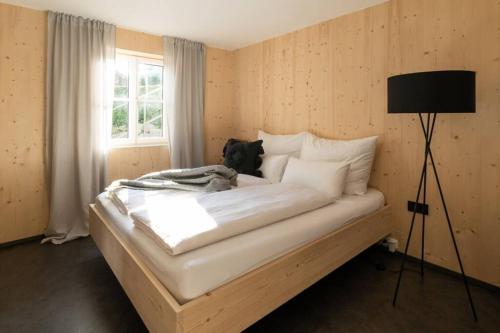 Posteľ alebo postele v izbe v ubytovaní Basecamp Salzkammergut - Exklusives Apartment mitten im Salzkammergut