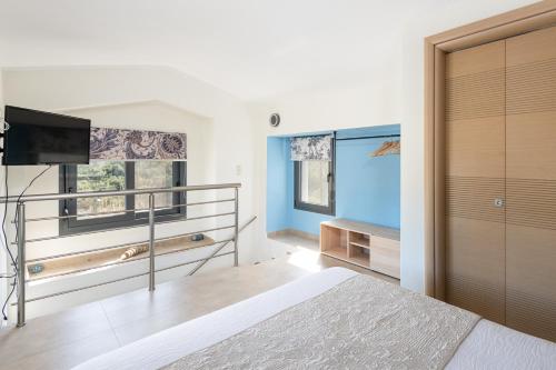 Amalthia & Αthena Beachfront Houses, Pefkohori #FeelsLikeHome
