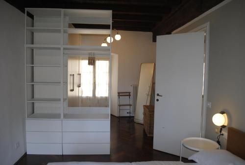 Ένα μπάνιο στο Porticciolo Apartment
