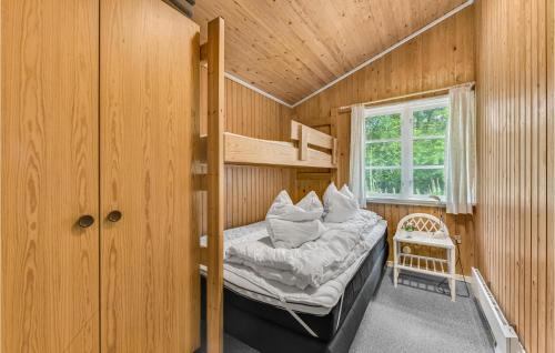 Postel nebo postele na pokoji v ubytování Beautiful Home In Tim With Wifi