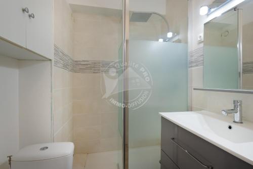 AS23038 - Studio cabine, climatisation, vue sur Parc