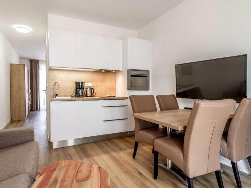 A kitchen or kitchenette at Studio Lakeside Village 2 by Interhome