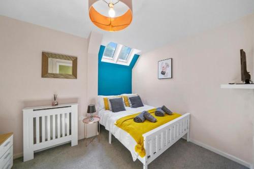 Gallery image of The Central Winchester Gem - Sleeps 2 in Winchester