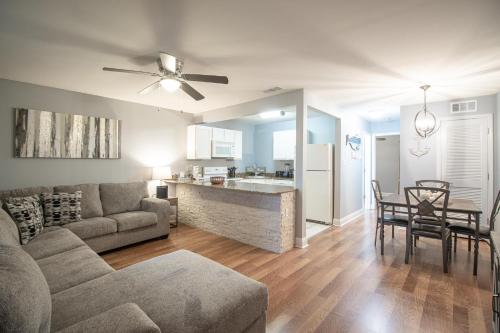 Oak Shores 165 – Photos 2