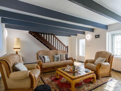 Χώρος καθιστικού στο Holiday Home Ty Frouden by Interhome