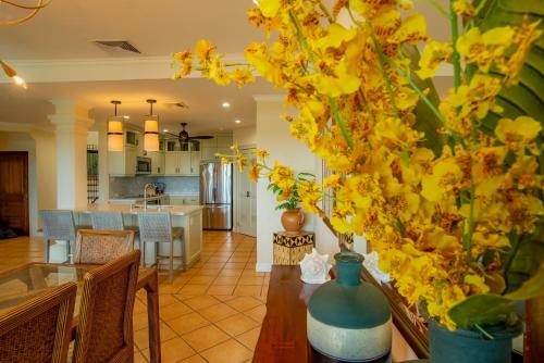 Boungainvillea 3315 Luxury Penthouse - Reserva Conchal