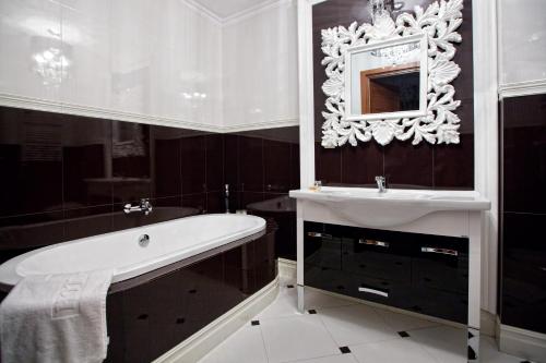 Koupelna v ubytování Hotel Gold