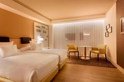 Madrid Marriott Auditorium Hotel & Conference Center Image