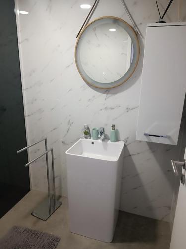Salle de bains dans l'établissement Apartma FRIGO