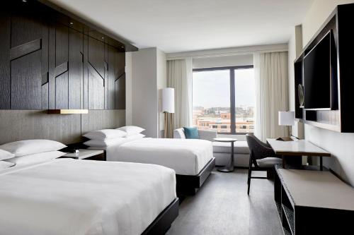 UNC Charlotte Marriott Hotel & Conference Center Image
