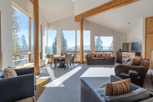 Lion Mountain Retreat – Photos 2