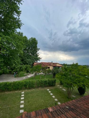 Xristos House