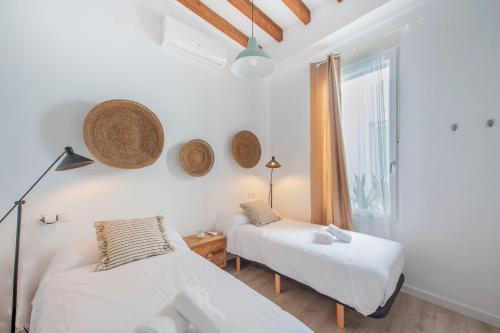 Casa Valentina II: Confort y Luz en Sevilla Centro