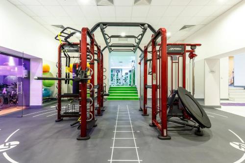 Gimnasio o equipo deportivo en JW Marriott Bucharest Grand Hotel