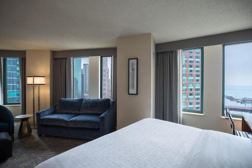 Katil atau katil-katil dalam bilik di Sheraton Grand Chicago Riverwalk