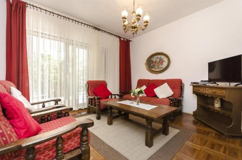 Apartments Nada
