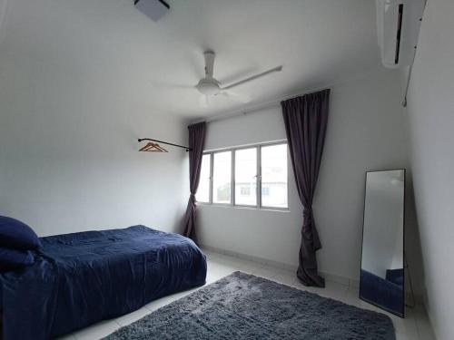 Postel nebo postele na pokoji v ubytování Khaleesi Afamosa Residency Homestay