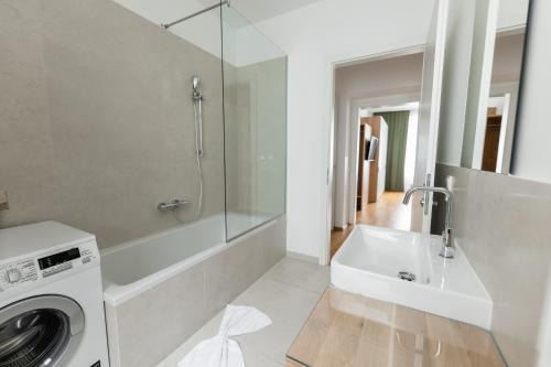 Bilik mandi di Nadland Apartment Wehlistrasse