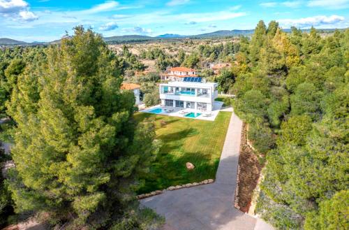 Nikiti Botanic Pool Suites