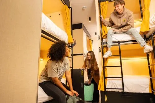 Petit Hostel Palacio Real photo 37