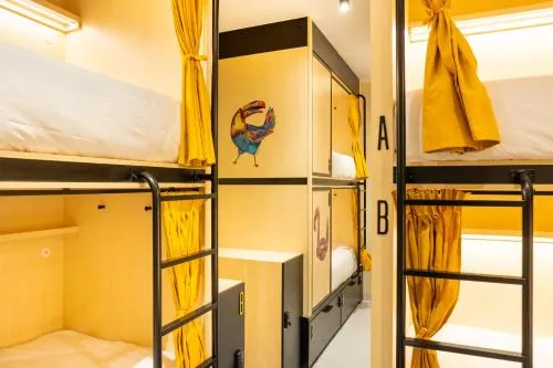 Petit Hostel Palacio Real photo 34