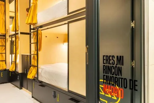 Petit Hostel Palacio Real photo 26