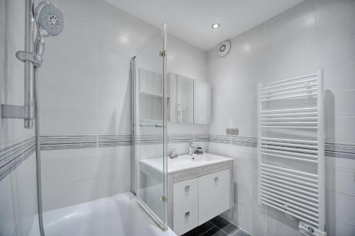 Koupelna v ubytování Le Toma - Moderne et élégant - VCA