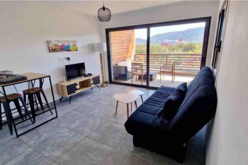 Studio Piscine, 200m port de Porto Vecchio pour 2 personnes