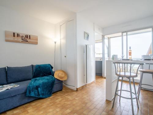 Apartment Milos by Interhome