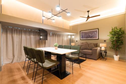 Old Town Apartments by Staynnapartments