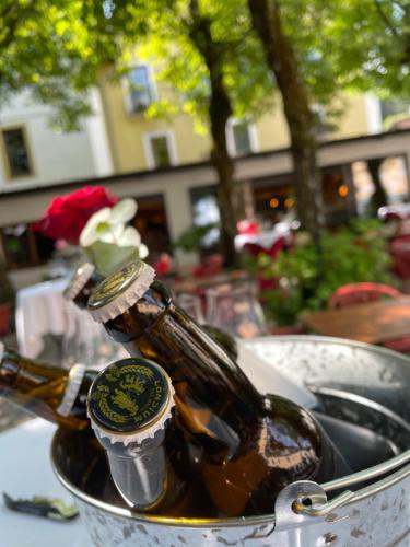 Nápoje v ubytování Bierhotel Loncium & Privatbrauerei