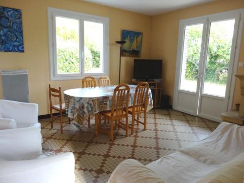 Photo de la galerie de l'établissement Maisonnette de plain-pied au calme, proche plage - FR-1-476-80, à La Faute-sur-Mer