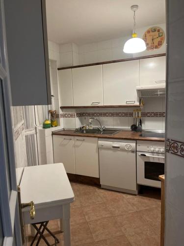 Lyrioshomes Precioso Apartamento Puerto de Estepona photo 21