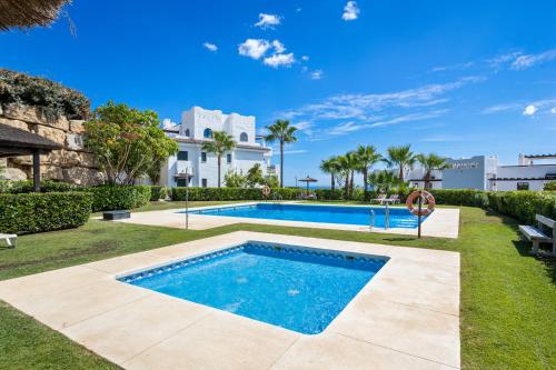 Casares Golf apt by Costarentals - Ref M10