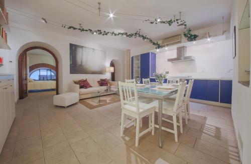 Duomo Deluxe Apartment