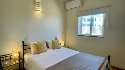 Oura Oasis B - Shared Pool - 6 Guests - Albufeira