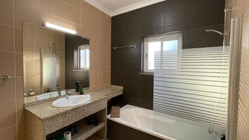 Oura Oasis C - Shared Pool - 6 Guests - Albufeira