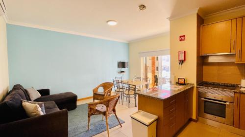 Oura Oasis E - Shared Pool - 6 Guests - Albufeira