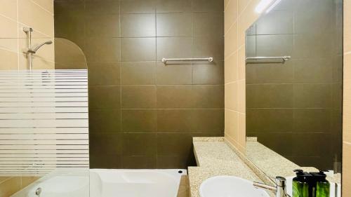 Oura Oasis E - Shared Pool - 6 Guests - Albufeira