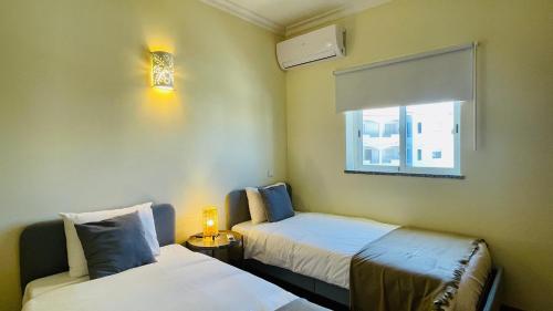 Oura Oasis E - Shared Pool - 6 Guests - Albufeira