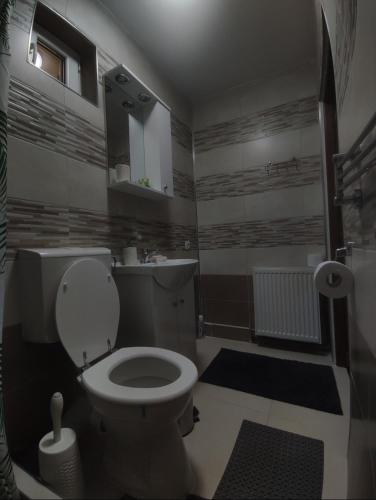 Ванная комната в Fanea Residence