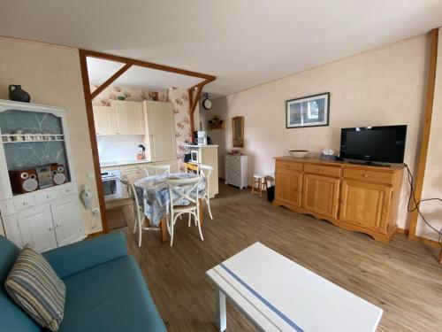 Appartement à Arcachon: Plages et commerces à pied, balcon, parking, 4 couchages