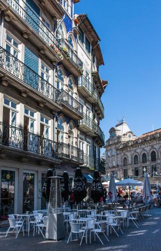 Cardosas Charming with Balconies and AC