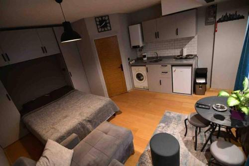 Otel konforunda sıte ıcı guvenlıklı studyo daıre