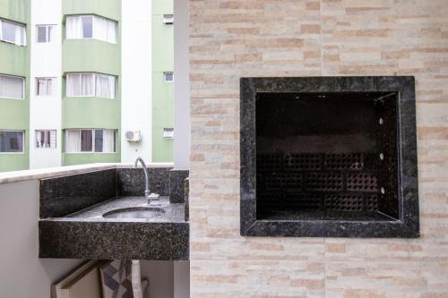 Φωτογραφία από το άλμπουμ του BRC71 - Quadra Mar, Lindo Espaço, Churrasq, Sacada σε Balneário Camboriú