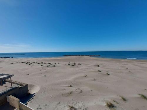 Grau d'Agde : Studio cabine avec terrasse, parking privé, vue mer - FR-1-423-270