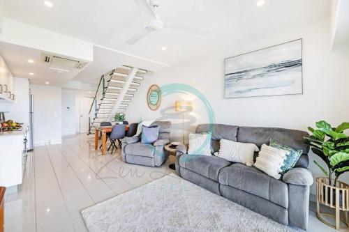 Gallery image of Zen Sea View 2BR, 2BA Penthouse in Darwin