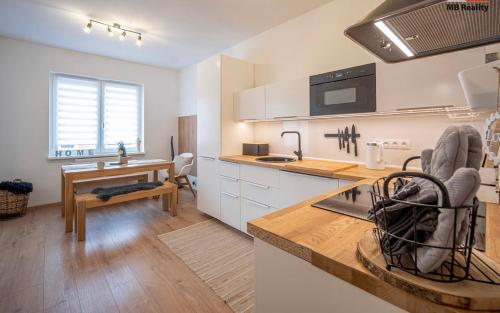 Kuchyň nebo kuchyňský kout v ubytování Tara Apartment