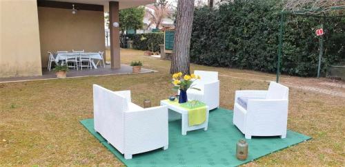 L12 Appartamento con giardino privato